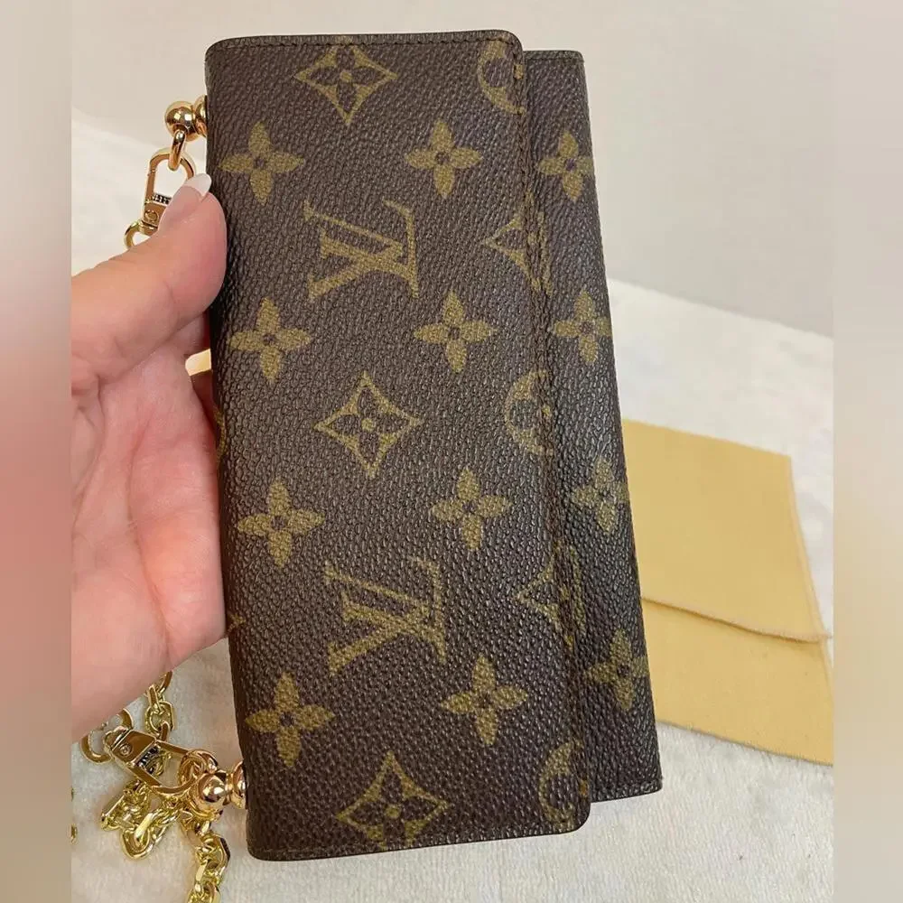 LOUIS VUITTON MONOGRAM FLAP WALLET - Picture 4 of 10